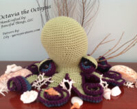 Octavia the Octopus crochet amigurumi